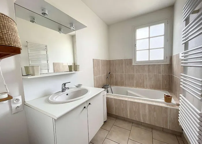 Maison De Charme A 150m De La Avec Jardin, 6-8 Pers, Kairon - Fr-1-361-56 Сasa de vacaciones Saint-Pair-sur-Mer